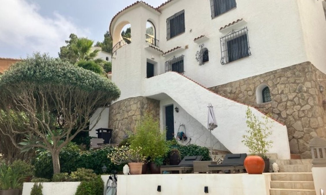 Resale - Villa -
Calpe - Costa Blanca