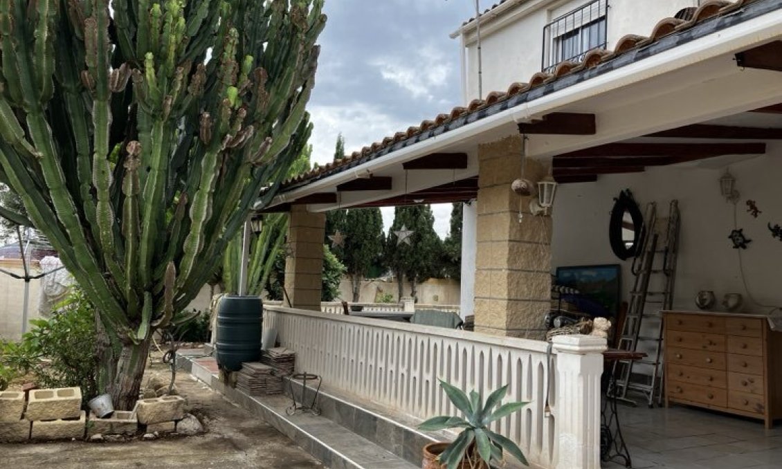 Wiederverkauf - Villa -
Orxeta - Costa Blanca