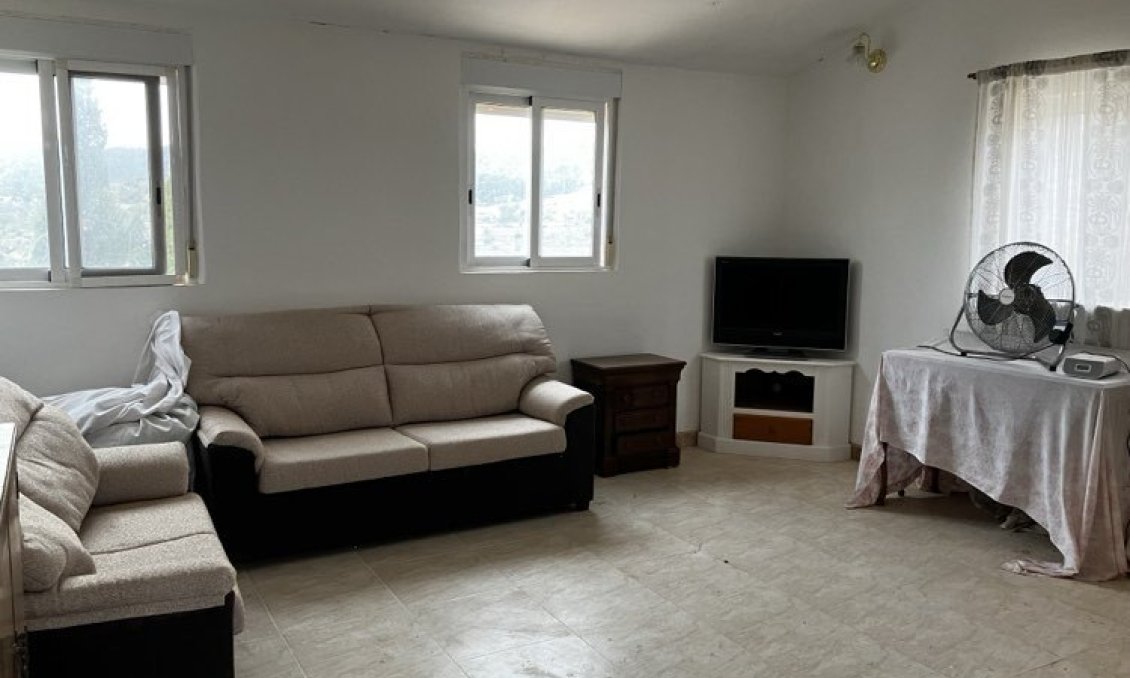 Wiederverkauf - Villa -
Orxeta - Costa Blanca