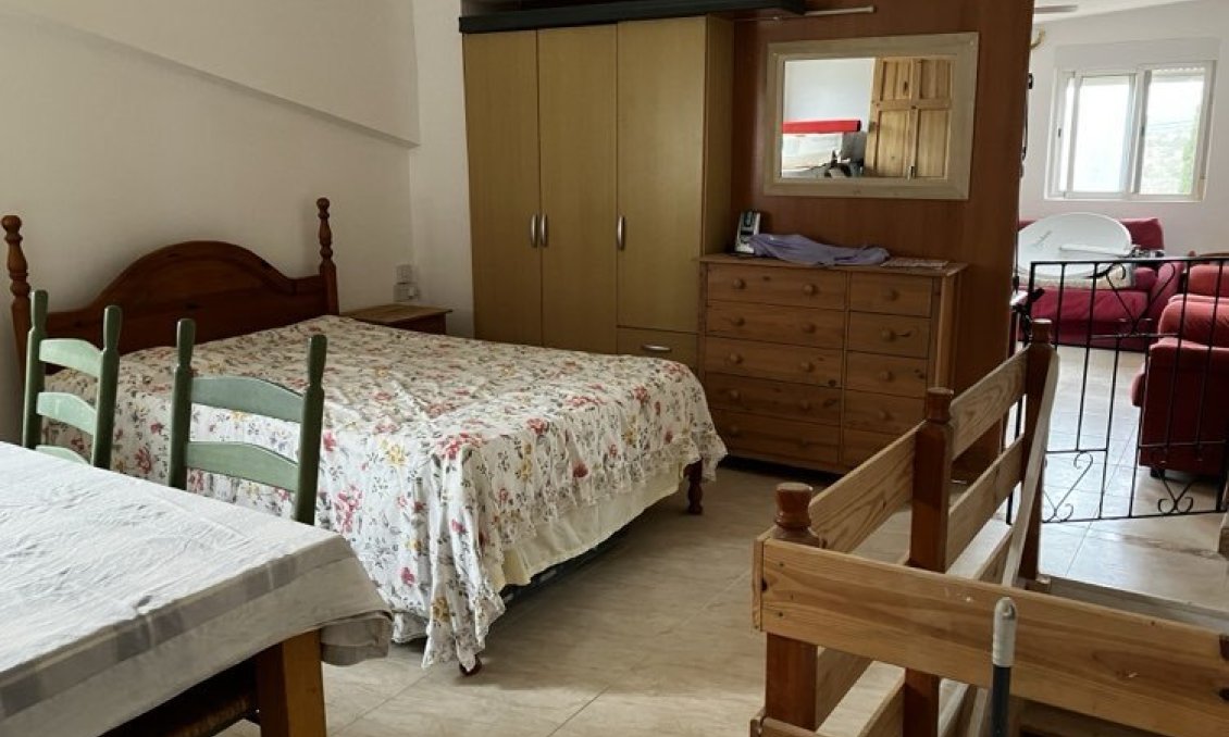 Wiederverkauf - Villa -
Orxeta - Costa Blanca