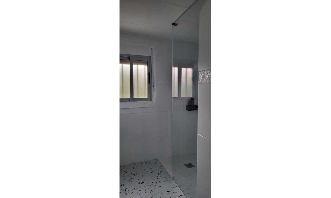 Wiederverkauf - Villa -
Biar - Costa Blanca