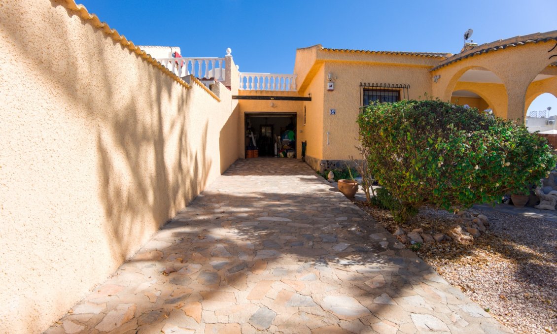 Wiederverkauf - Villa -
La Siesta - Costa Blanca