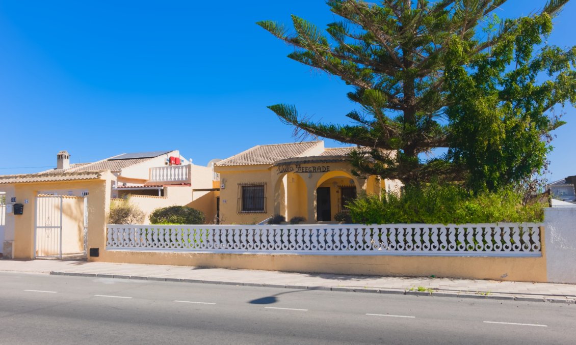 Wiederverkauf - Villa -
La Siesta - Costa Blanca