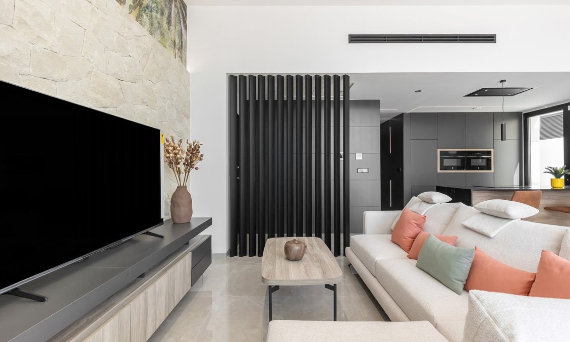 Resale - Villa -
El Chaparral - Inland