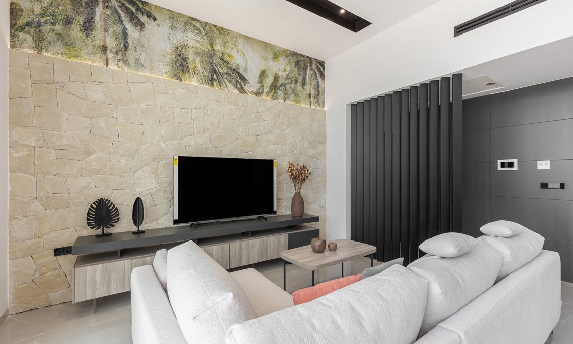 Resale - Villa -
El Chaparral - Inland