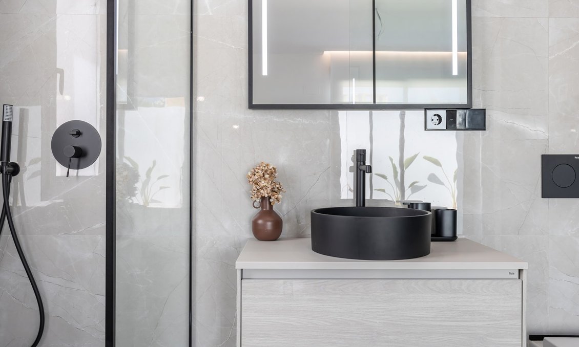 Resale - Villa -
El Chaparral - Inland