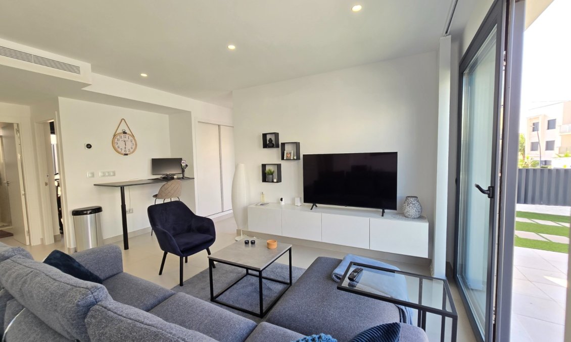 Wiederverkauf - Villa -
Pilar de la Horadada - Costa Blanca