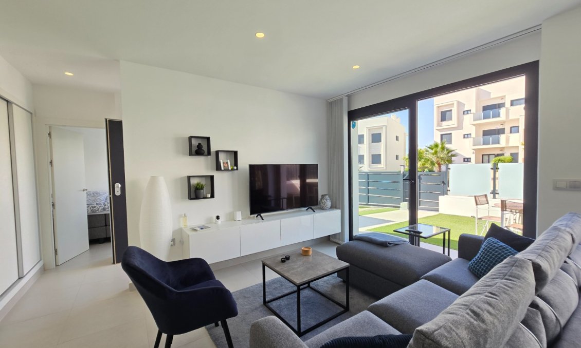 Wiederverkauf - Villa -
Pilar de la Horadada - Costa Blanca