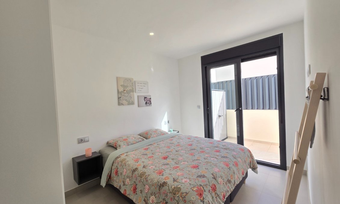 Wiederverkauf - Villa -
Pilar de la Horadada - Costa Blanca