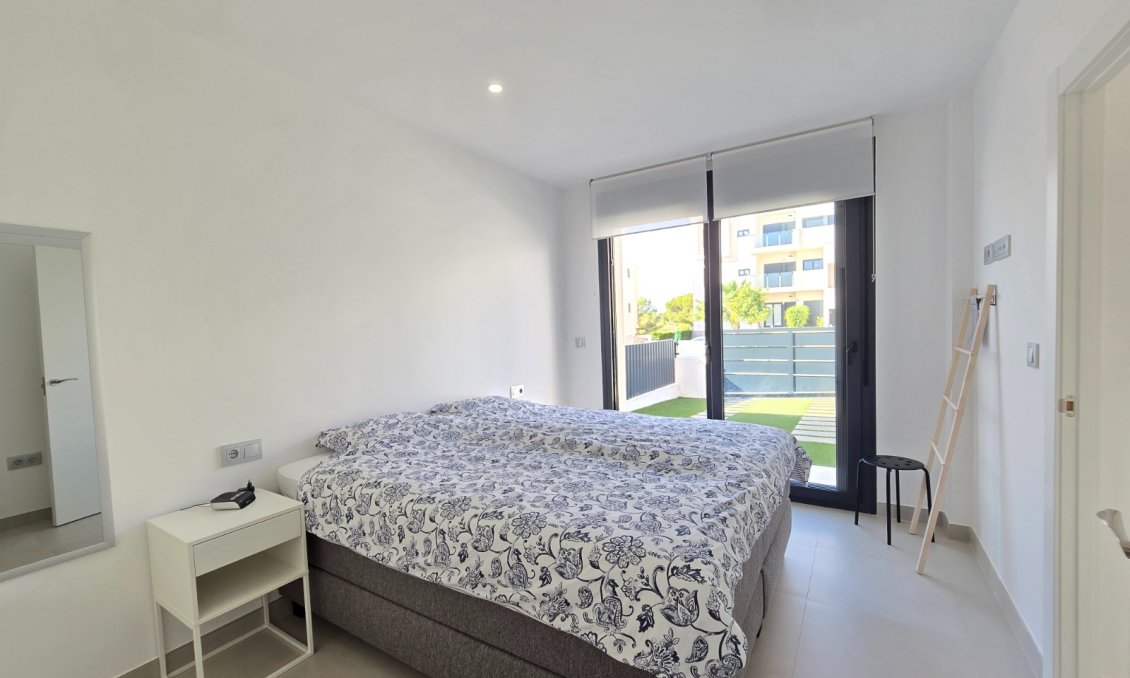 Wiederverkauf - Villa -
Pilar de la Horadada - Costa Blanca