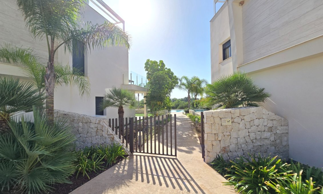 Wiederverkauf - Villa -
Pilar de la Horadada - Costa Blanca