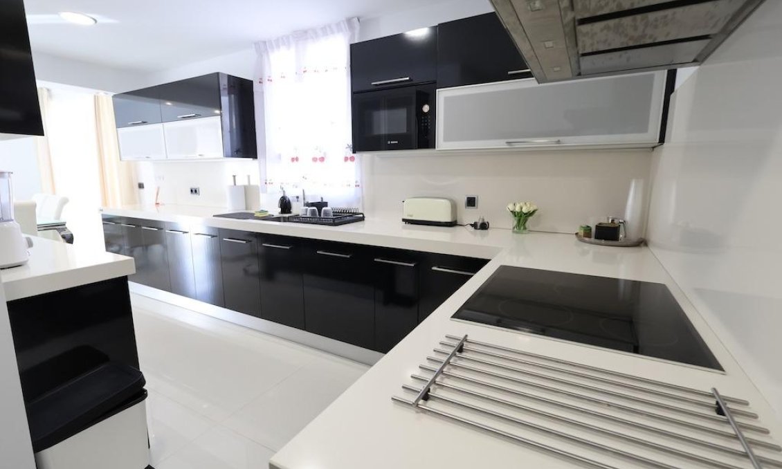 Wiederverkauf - Villa -
Cabo Roig - Costa Blanca