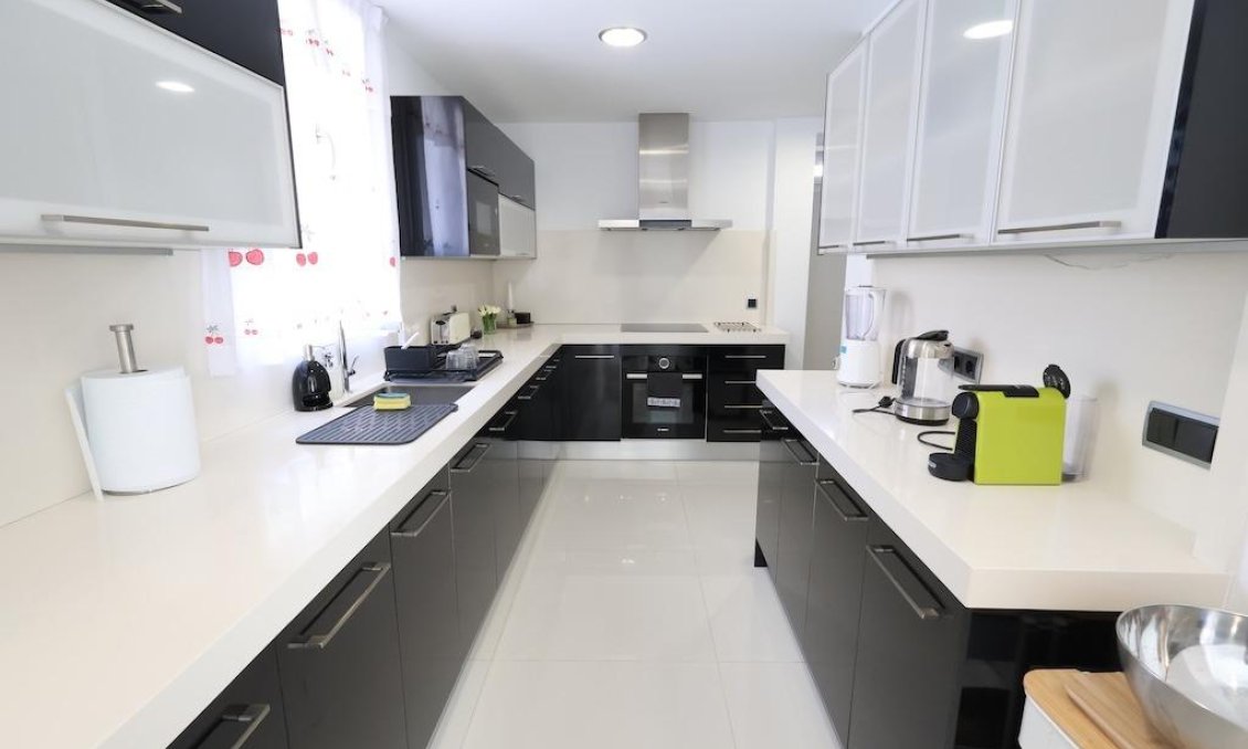 Wiederverkauf - Villa -
Cabo Roig - Costa Blanca