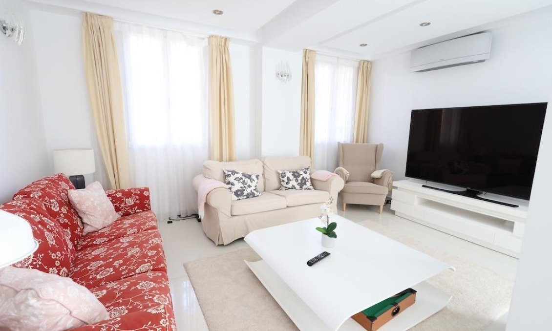 Wiederverkauf - Villa -
Cabo Roig - Costa Blanca