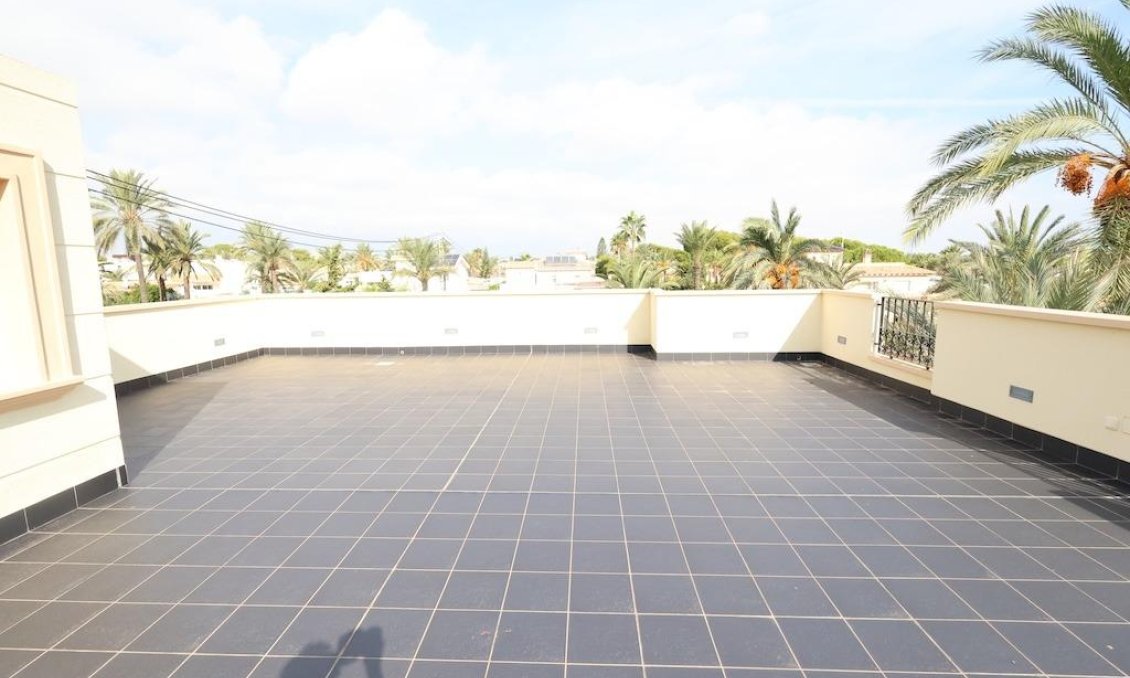 Wiederverkauf - Villa -
Cabo Roig - Costa Blanca