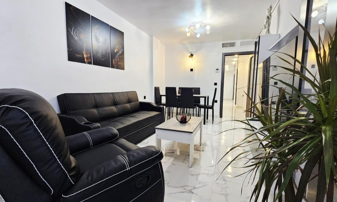 Resale - Apartment -
Torrevieja - Acequion