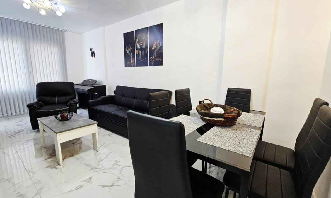 Resale - Apartment -
Torrevieja - Acequion