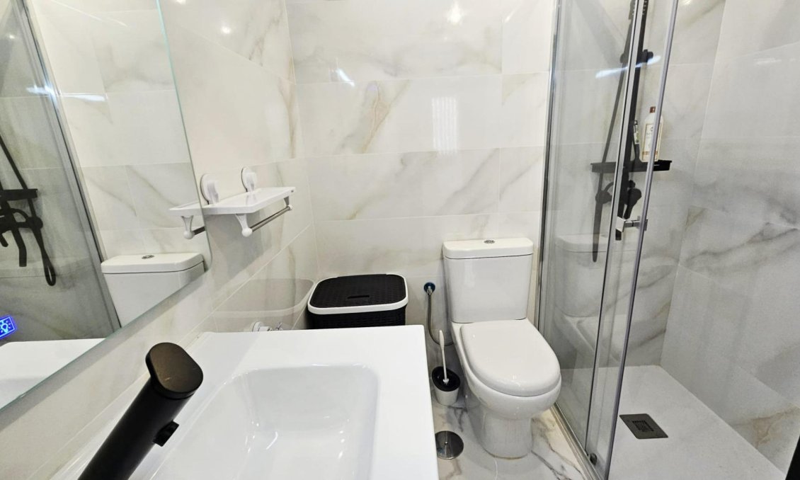 Resale - Apartment -
Torrevieja - Acequion