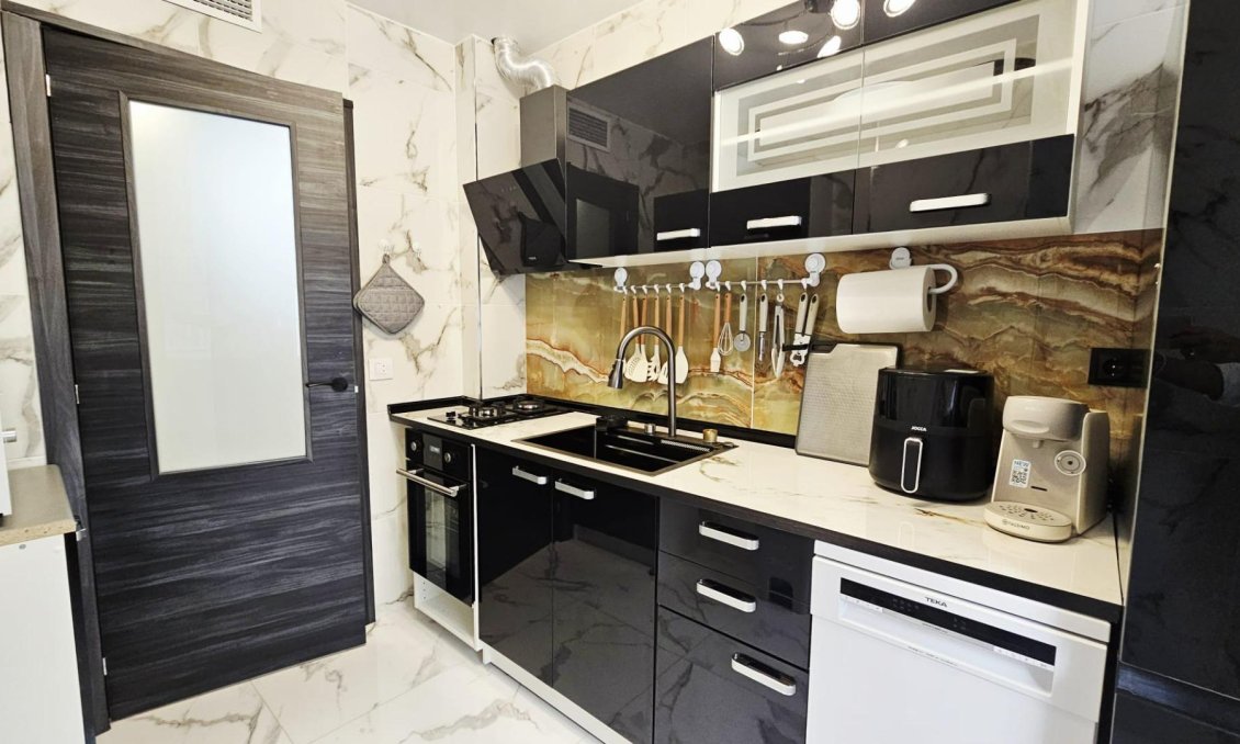 Resale - Apartment -
Torrevieja - Acequion