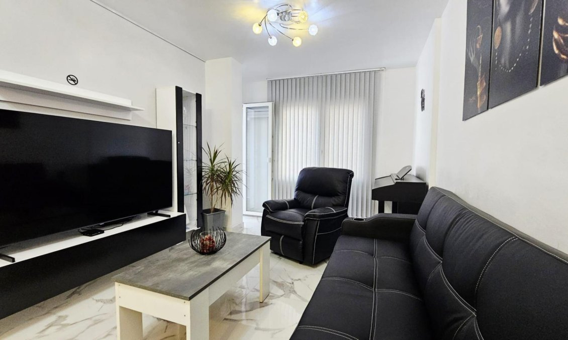 Resale - Apartment -
Torrevieja - Acequion