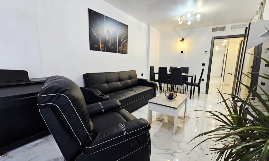 Resale - Apartment -
Torrevieja - Acequion