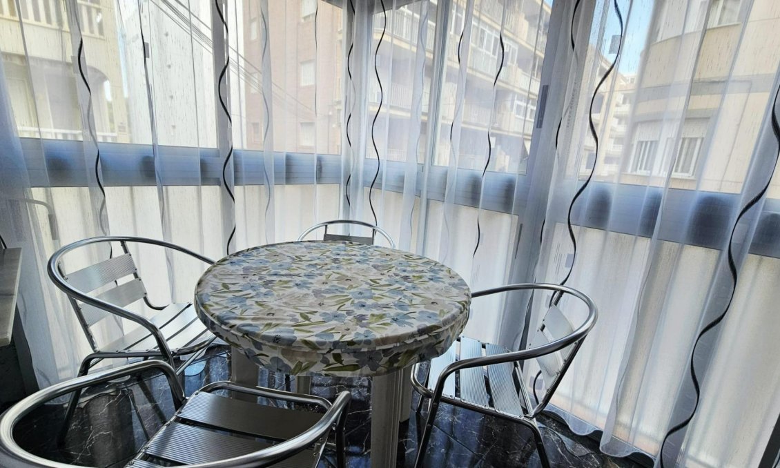 Resale - Apartment -
Torrevieja - Acequion