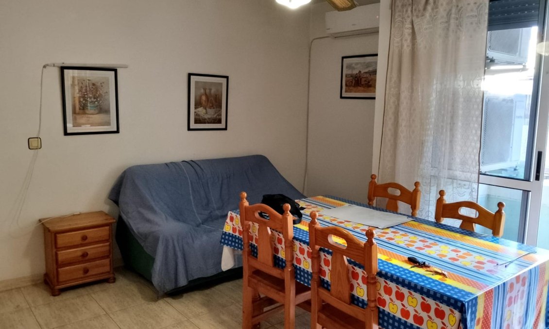 Resale - Apartment -
Puerto de Mazarron - Paseo