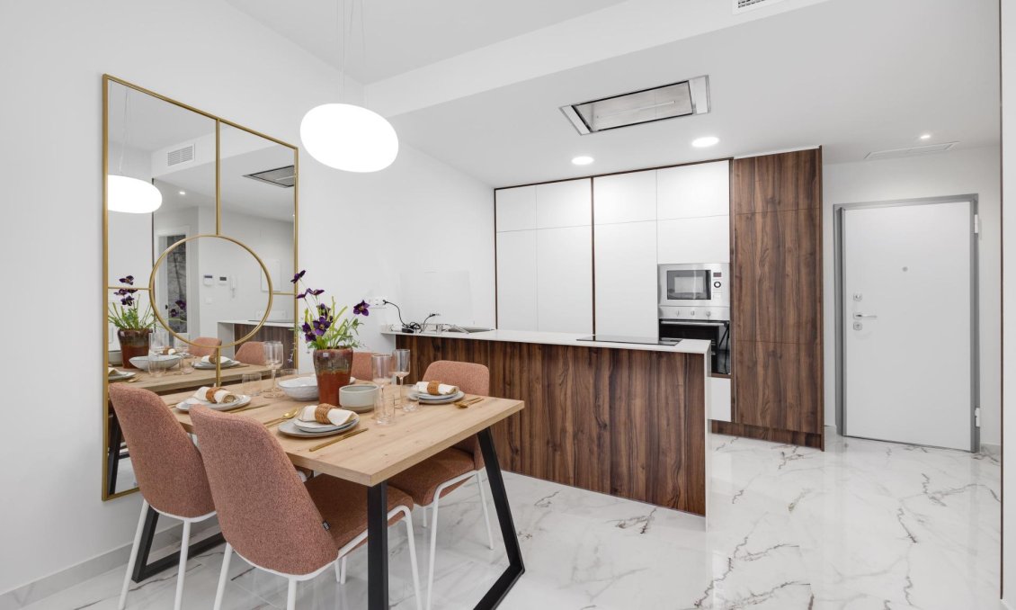 Neue Gebäude - Wohnung -
San Miguel de Salinas - Pueblo