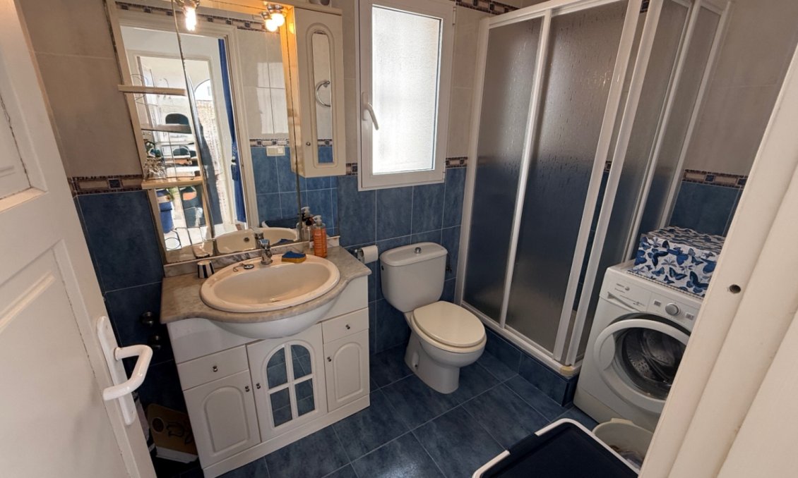 Resale - Duplex -
San Miguel de Salinas - Inland