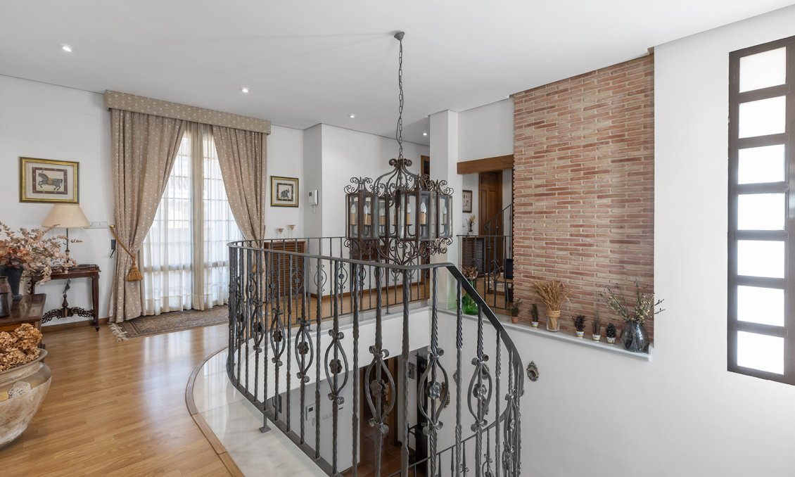 Resale - Villa -
Torrevieja - Costa Blanca