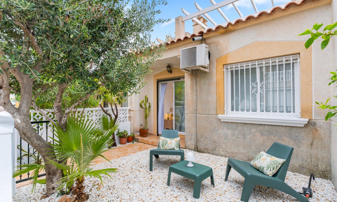 Resale - Town House -
Villamartin - Costa Blanca