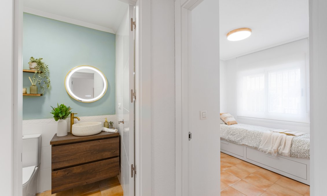 Resale - Town House -
Villamartin - Costa Blanca