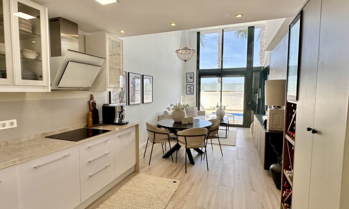 Revânzare - Vilă -
Orihuela Costa - Costa Blanca