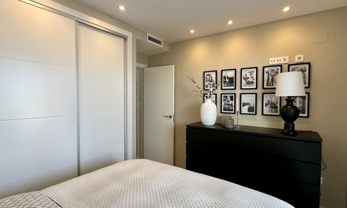 Revânzare - Vilă -
Orihuela Costa - Costa Blanca