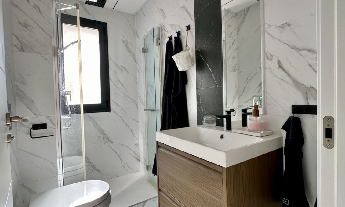 Revânzare - Vilă -
Orihuela Costa - Costa Blanca