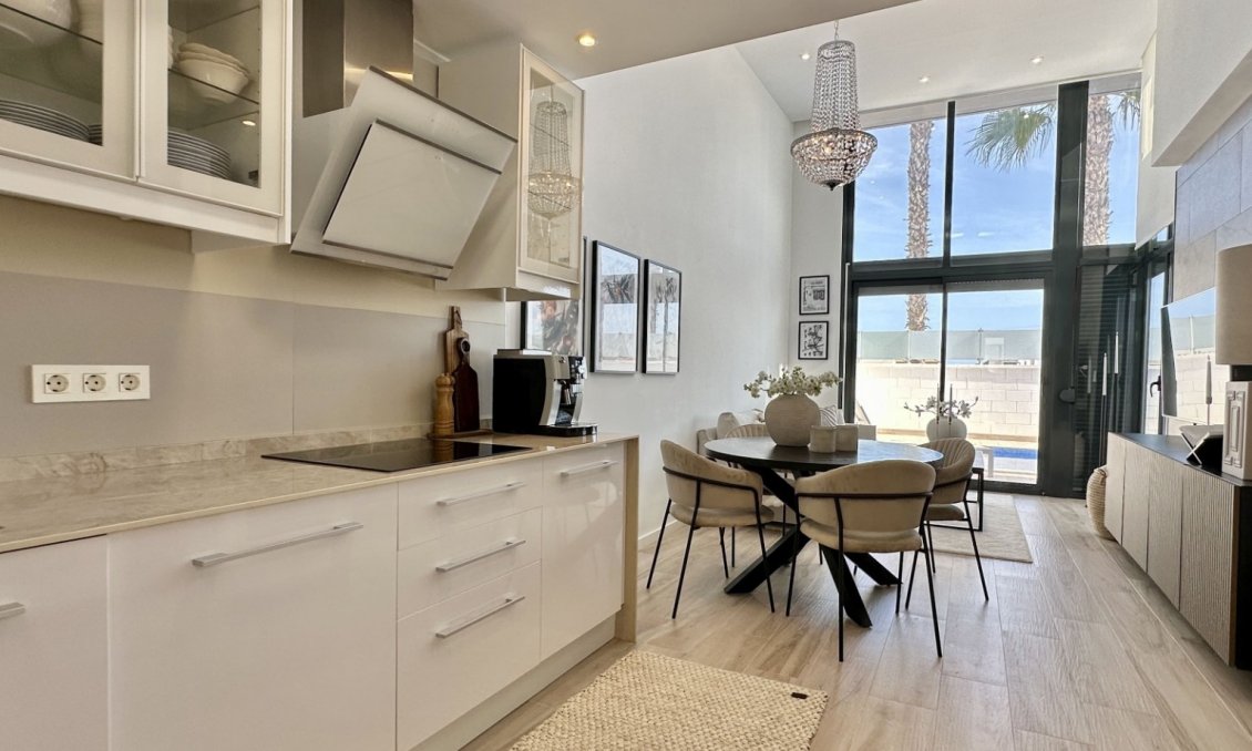 Revânzare - Vilă -
Orihuela Costa - Costa Blanca