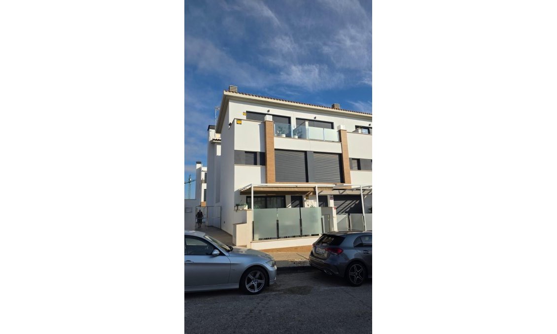 Resale - Town House -
Guardamar del Segura - Los Secanos