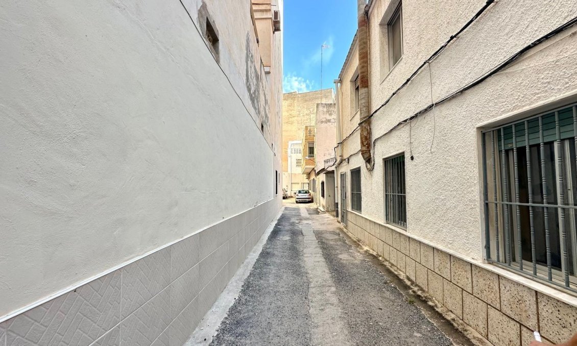 Wiederverkauf - Town House -
Torrevieja - Playa del Cura