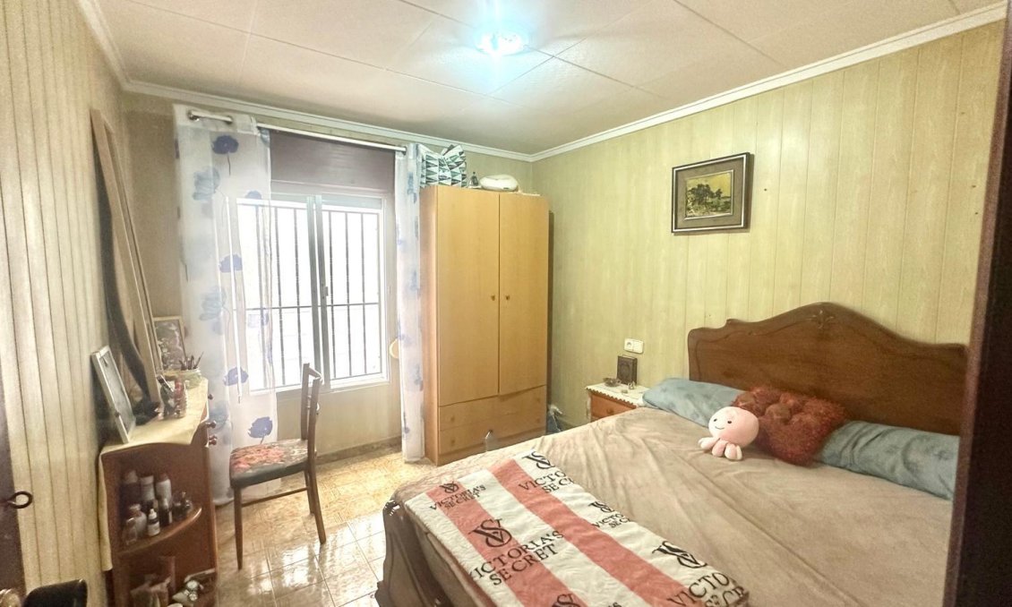 Wiederverkauf - Town House -
Torrevieja - Playa del Cura