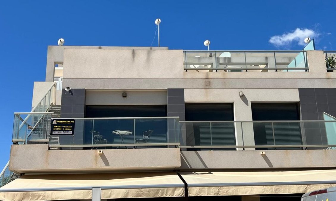 Resale - Penthouse Penthouse -
Mil Palmeras - Costa Blanca