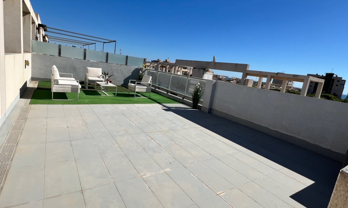 Resale - Penthouse Penthouse -
Mil Palmeras - Costa Blanca