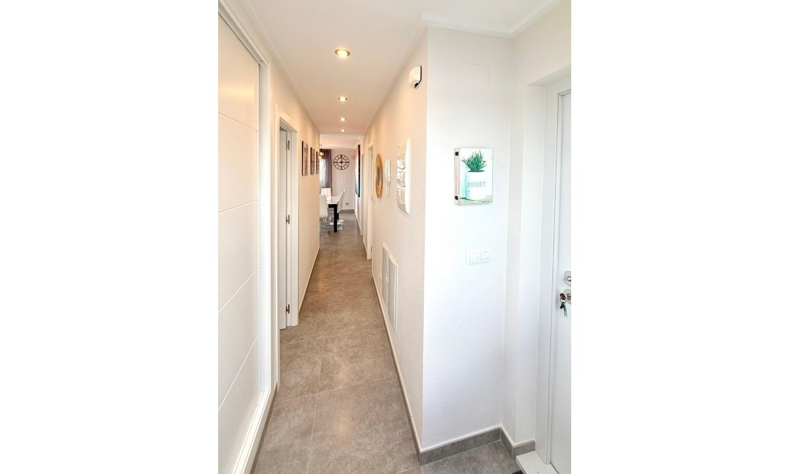 Wiederverkauf - Wohnung -
Orihuela Costa - Villamartín-las Filipinas