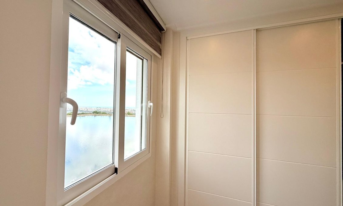 Wiederverkauf - Wohnung -
Orihuela Costa - Villamartín-las Filipinas