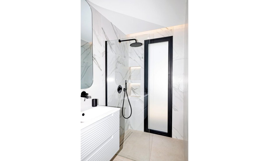 Neue Gebäude - Villa -
Molina De Segura - Urb. La Quinta