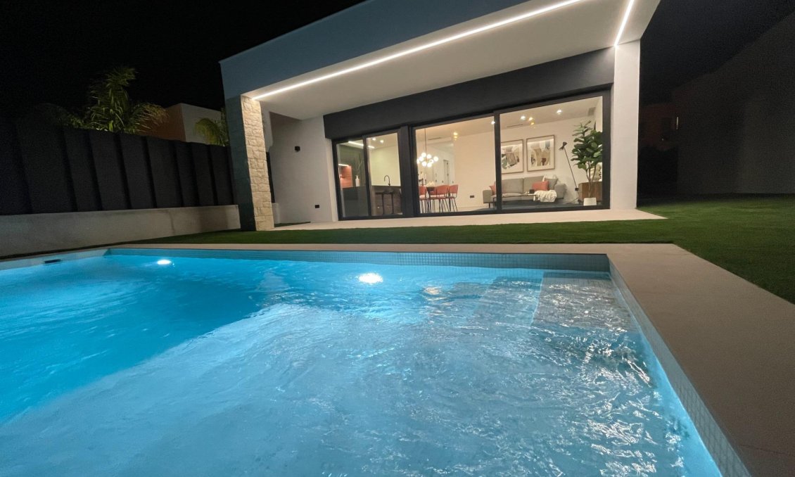 Neue Gebäude - Villa -
Molina De Segura - Urb. La Quinta