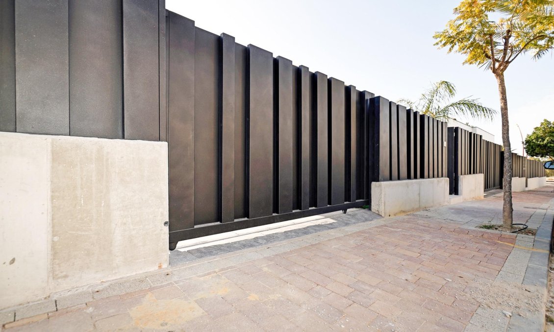 Neue Gebäude - Villa -
Molina De Segura - Urb. La Quinta