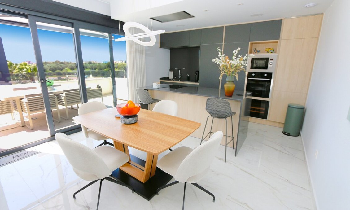 Resale - Penthouse Penthouse -
Los Altos - Costa Blanca