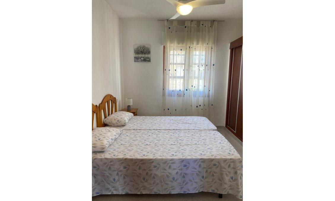 Resale - Apartment -
Villamartin - Costa Blanca