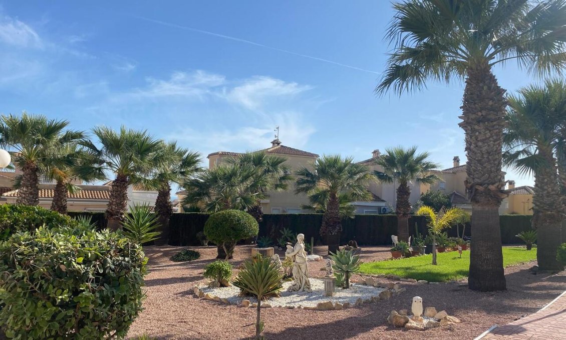 Resale - Apartment -
Villamartin - Costa Blanca