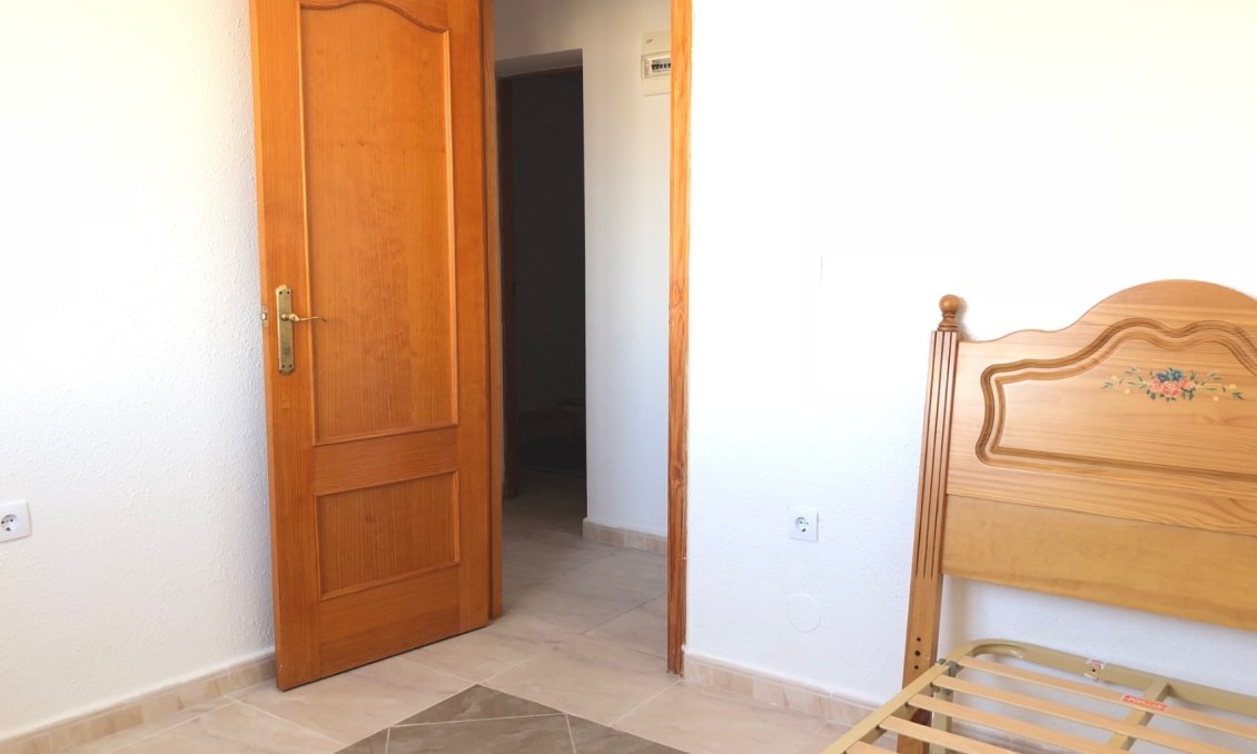 Resale - Semi Detached -
San Miguel de Salinas - Inland